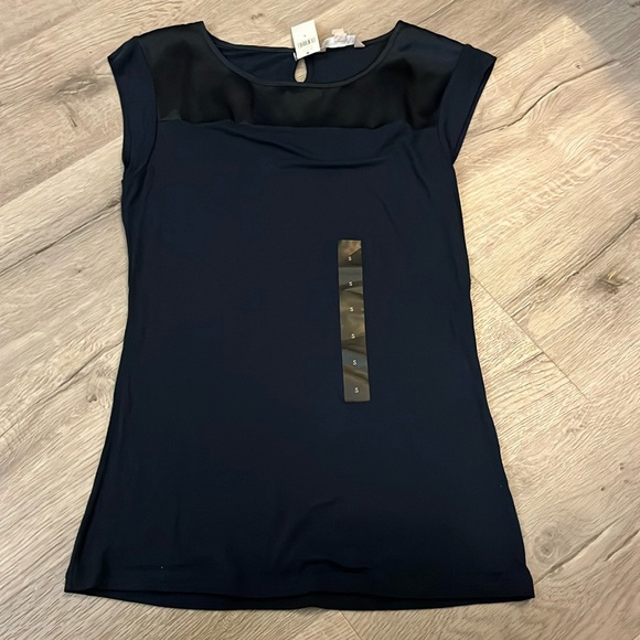 Banana Republic Factory Tops - NWT Bananaa Republic factory luxury feel